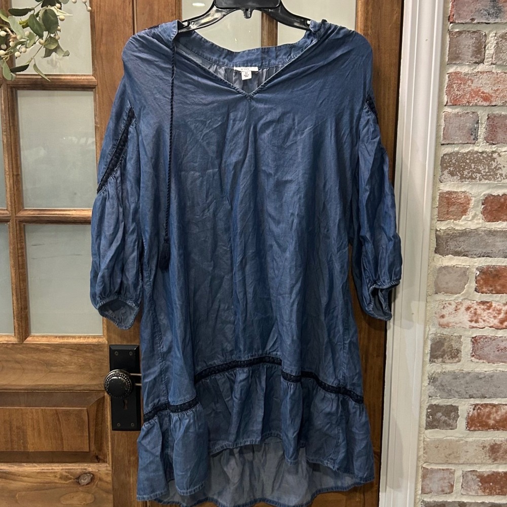 Crown & Ivy Tunic‎ Dress Womens Medium Blue Tencel Boho Crochet Lace Ruffle Hem